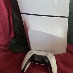 Playstation 5 w/controller (Disc Edition)