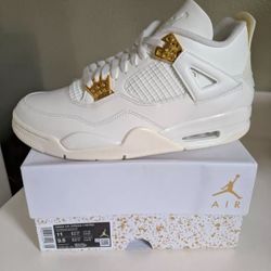 New Jordan 4s Gold Metallic Size 9.5 M 11 W