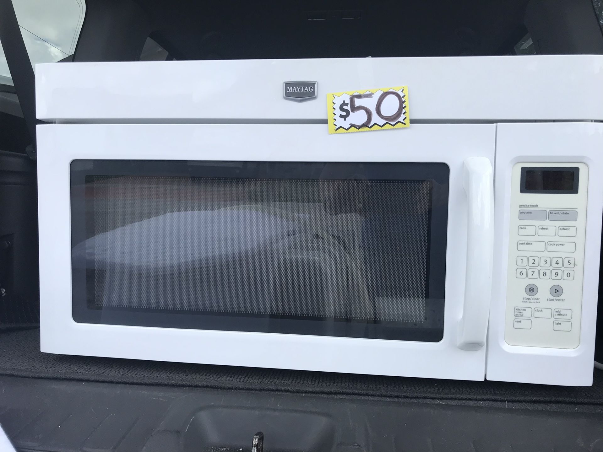 Microwave MAYTAG & Dishwasher WHIRPOOL