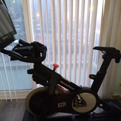 NordicTrack S22i Studio Cycle - Lightly Used, Excellent Condition