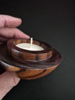 Z GALLERIA CANDLE HOLDER