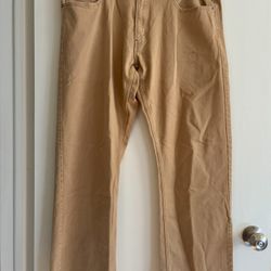 Signature Levi Strauss Gold  Jeans Men’s 38 X 32 Khaki Straight Leg