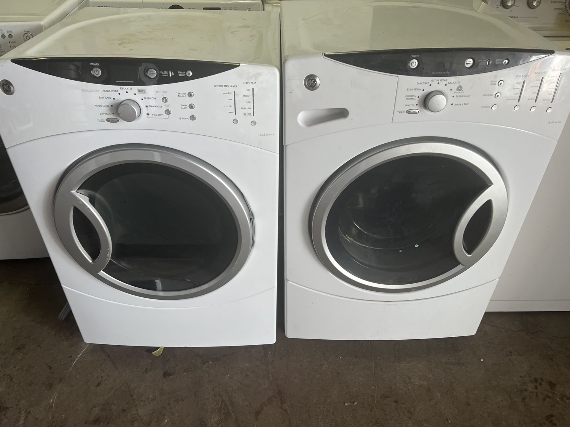 Nice front loader GE washer and electric dryer set