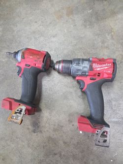 Milwaukee impact and drill