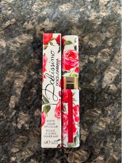 NEW DOLCE AND GABBANA DOLCISSIMO MATTE LIQUID LIPCOLOR FULL SIZE $15!!!!