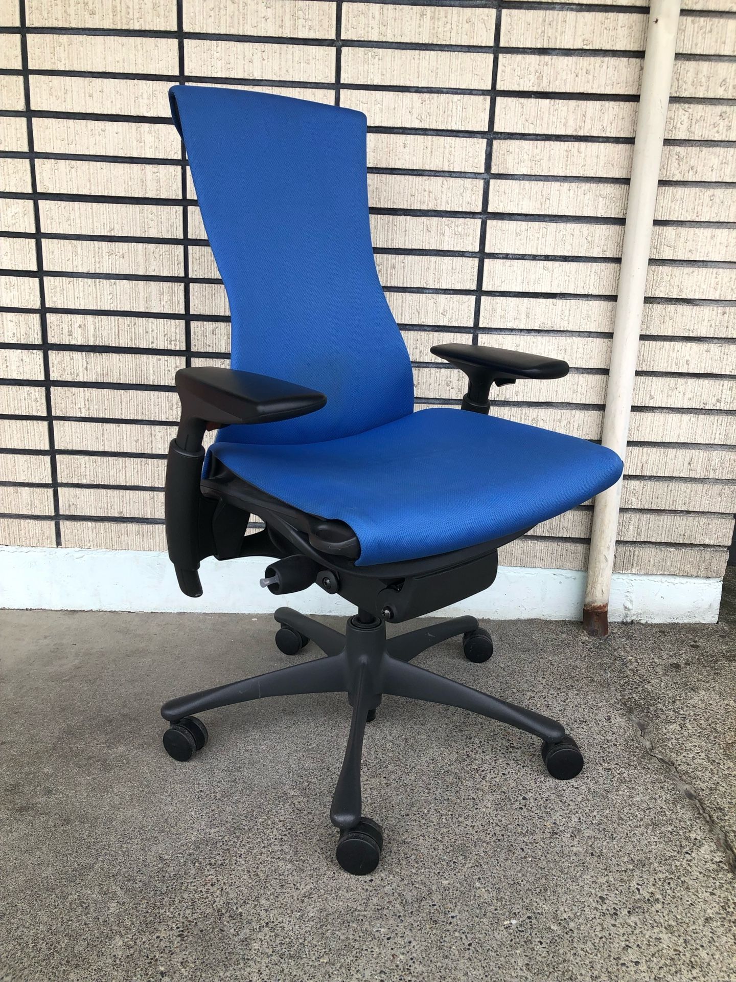 Herman Miller Embody Office Chair Gaming Desk Chairs for Sale in