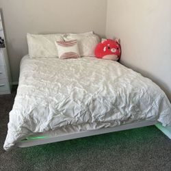 Queen Floating Bed Frame