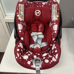 LIKE-NEW Cybex Cloud Q Infant Car Seat With Base
