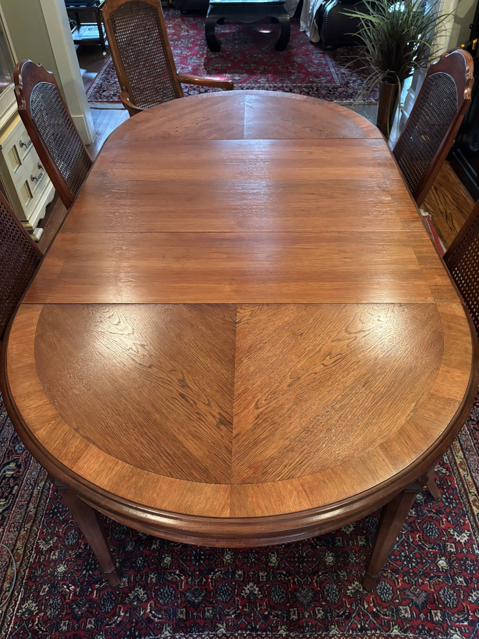 Vintage Drexel Heritage Dining Table & 6 Cane Back Chairs – French Provincial Elegance