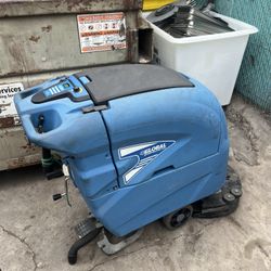 Floor Scrubber 