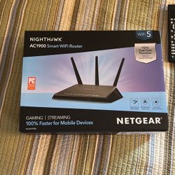 Nighthawk AC1900 Smart wifi Router 