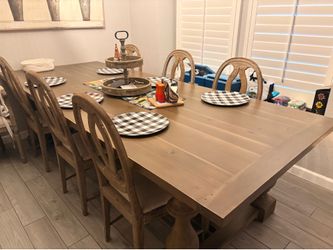 Restoration Hardware Dining table