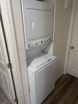 Washer and dryer combo