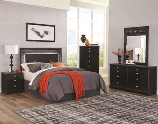 Lighted headboard bedroom set!