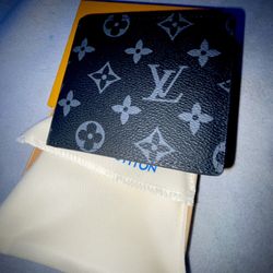 Louis Vuitton Wallet Black LV Initials 