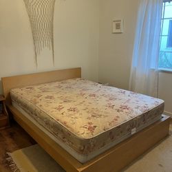 Free Queen Mattress And Box Spring 