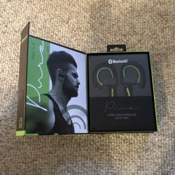 Bluetooth earbuds with Mic