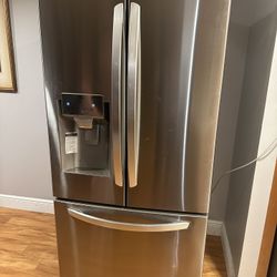 LG Stainless Steel Refrigerator 