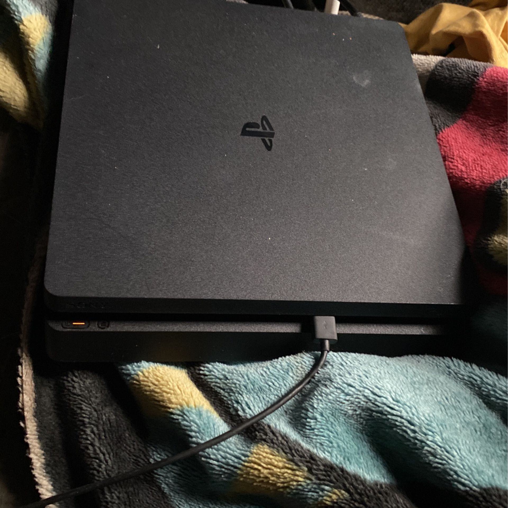 Ps4 Slim  *NEED GONE*