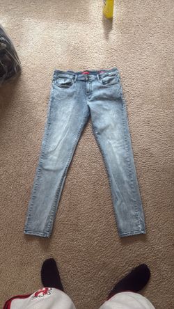 Guess Jeans - Avalon Fit - Size 36