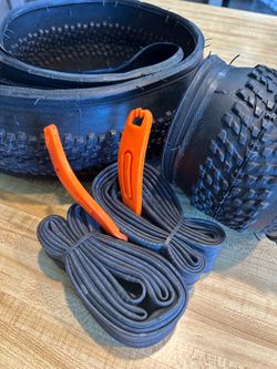 29”  bike tires pack of 2