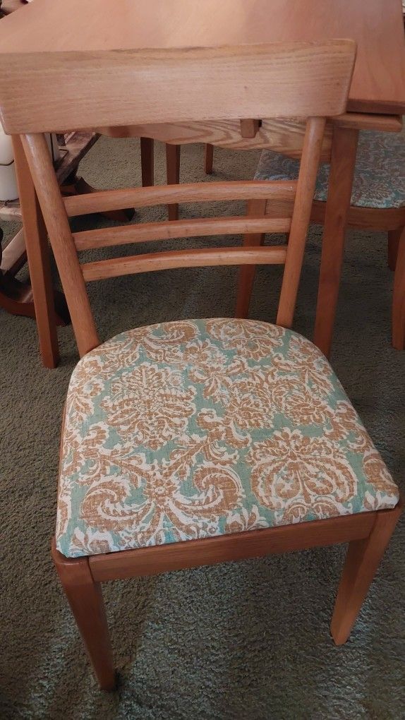 Oak Dining Table And 4 Chairs
