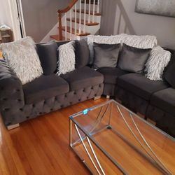 4 Piece Sectional With Table White Pillows Are Not Included.    AVAILABLE  