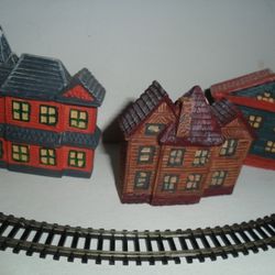 3 Mini Houses