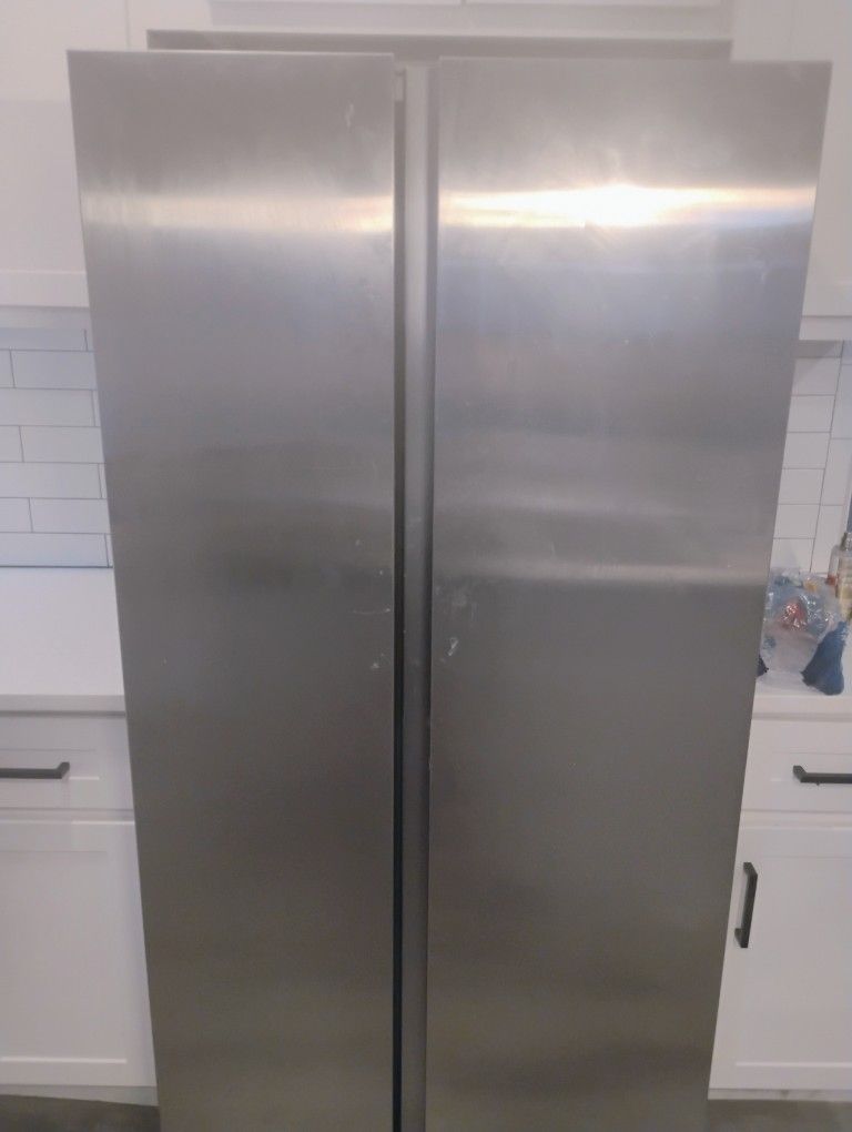 Stainless Steel Appliances $250 Or $600 For All Three ..MUST GO