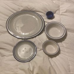 Syracuse China Four Place  Setting 