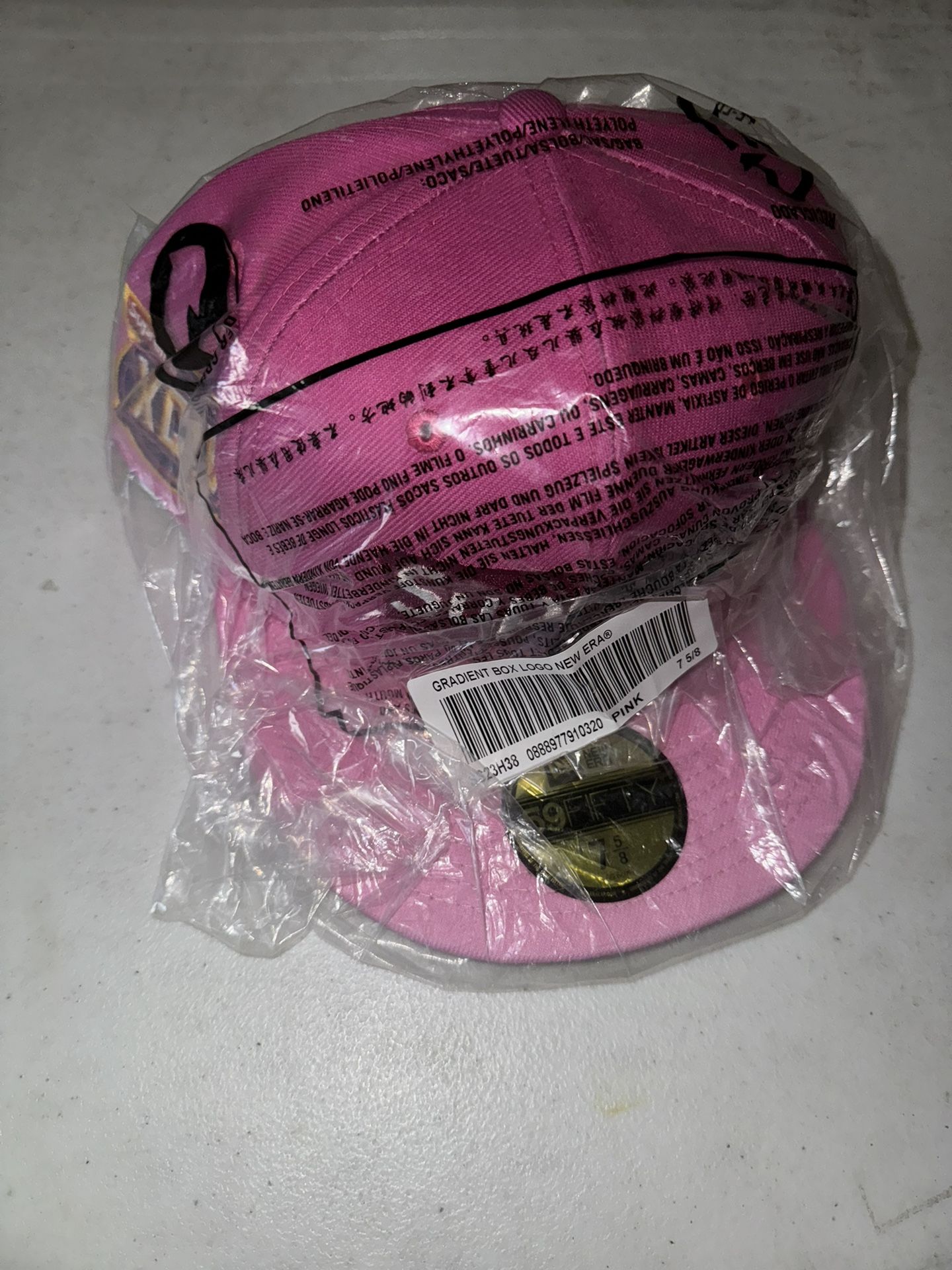 Supreme New Era Gradient Box Logo Fitted