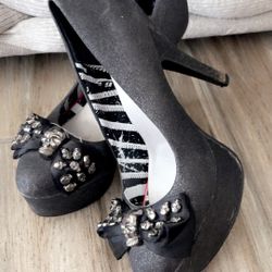 HALLOWEEN SKELETON HEELS