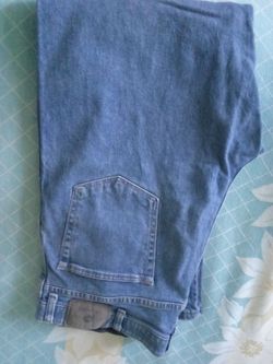 Men's Light Wash Denim Jeans