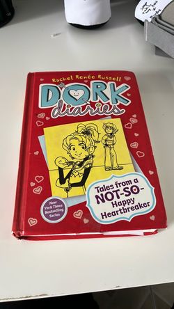 Dork Diaries: Tales from a Not-So-Happy Heartbreaker