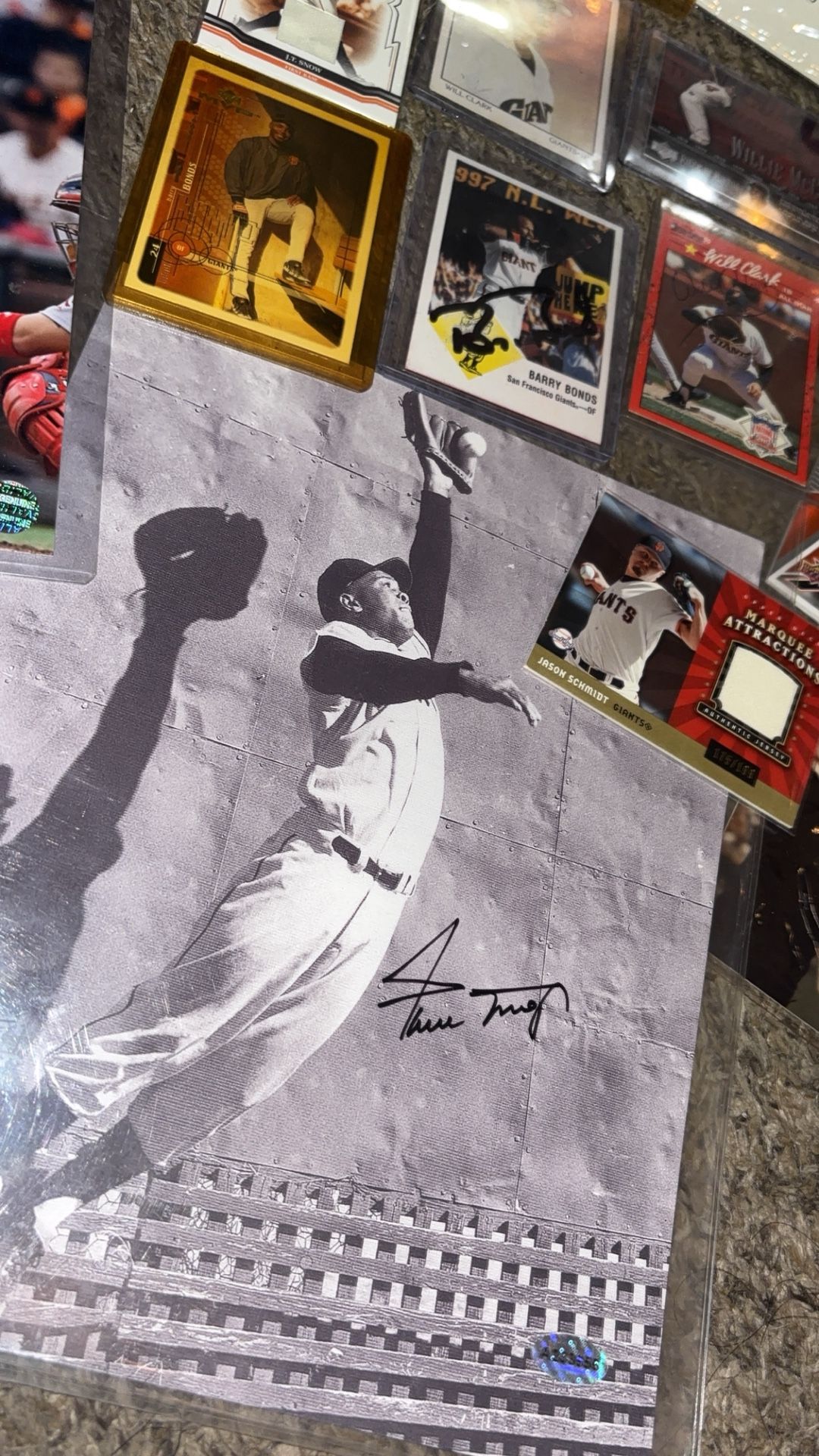 Barry Bonds Willy Mays Buster Posey Michael Jordan, Bo Jackson, autographs games Norelia collectible items toys, World Series stuff baseball