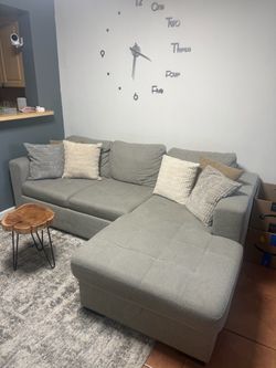 Sectional sofa and Lamp