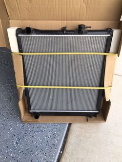 Radiador De Isuzu Npr Motor 4.8 Diesel 