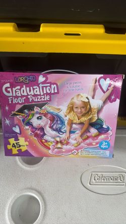 Jumbo graduation floor puzzle