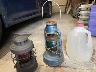 Vintage Railroad (2) Lanterns