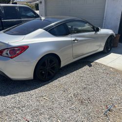 2010 Hyundai Genesis Coupe