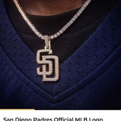 GLD Shop officially licensed pendant