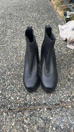 Sorel Boots Barely Worn 