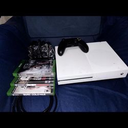 Microsoft Xbox One S 500gb Console SN: 411(contact info removed)48 2 Controllers Cables Games