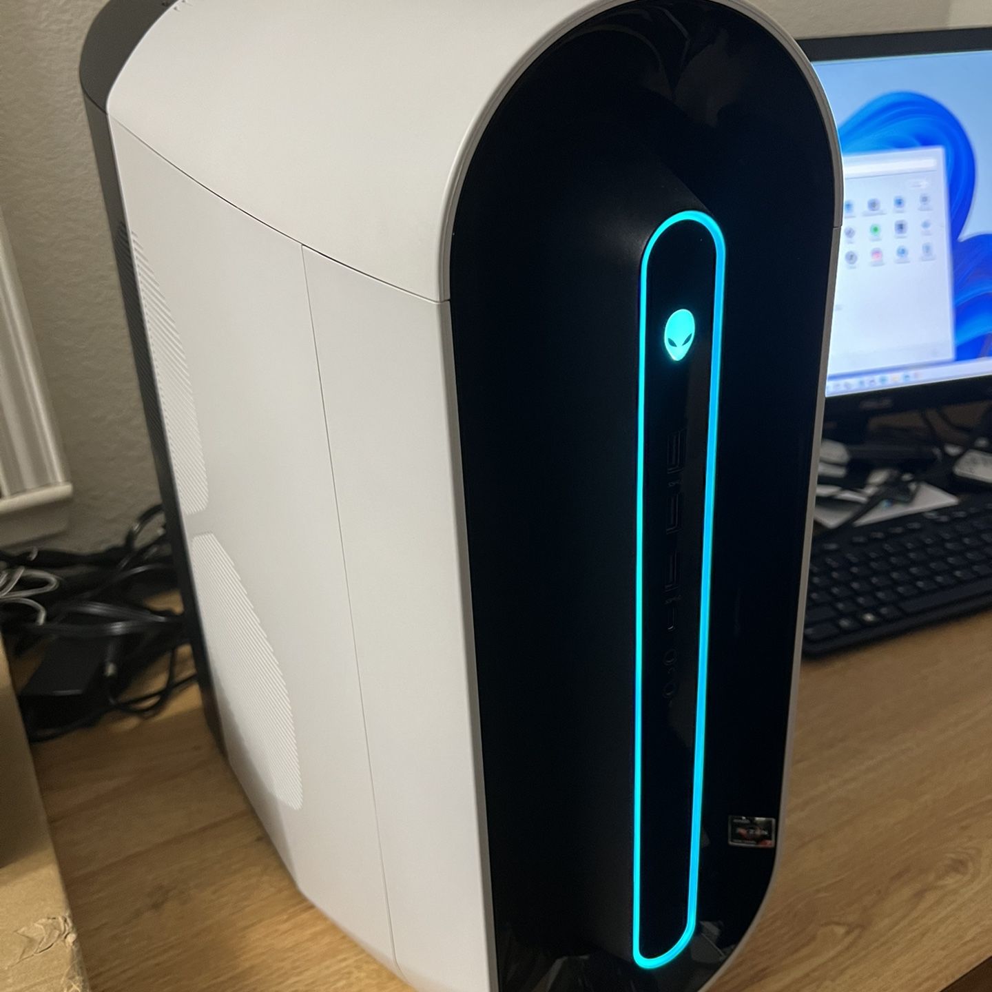 Prebuilt ALIENWARE AURORA R10 Ryzen 7 5800X RTX3060 12GB NVME WiFi 