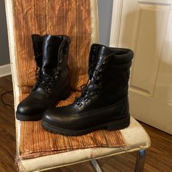 Vibram timberlands size 9 1/2