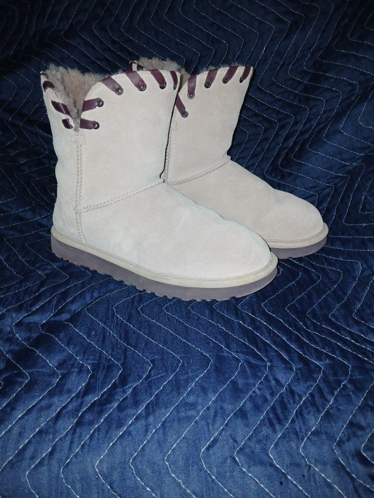 NEW WOMENS UGG AIDAH BOOTS