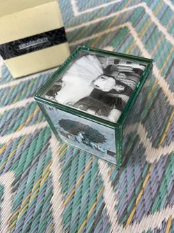 Glass Square Picture Frame Box
