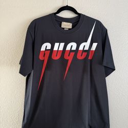 Bnwt Gucci Logo Blade Printed Crewneck T-Shirt size Small