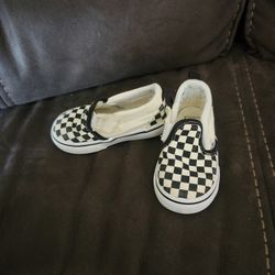 VANS Toddler Size 6 Shoes