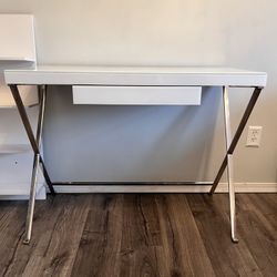 Beautiful White Desk 